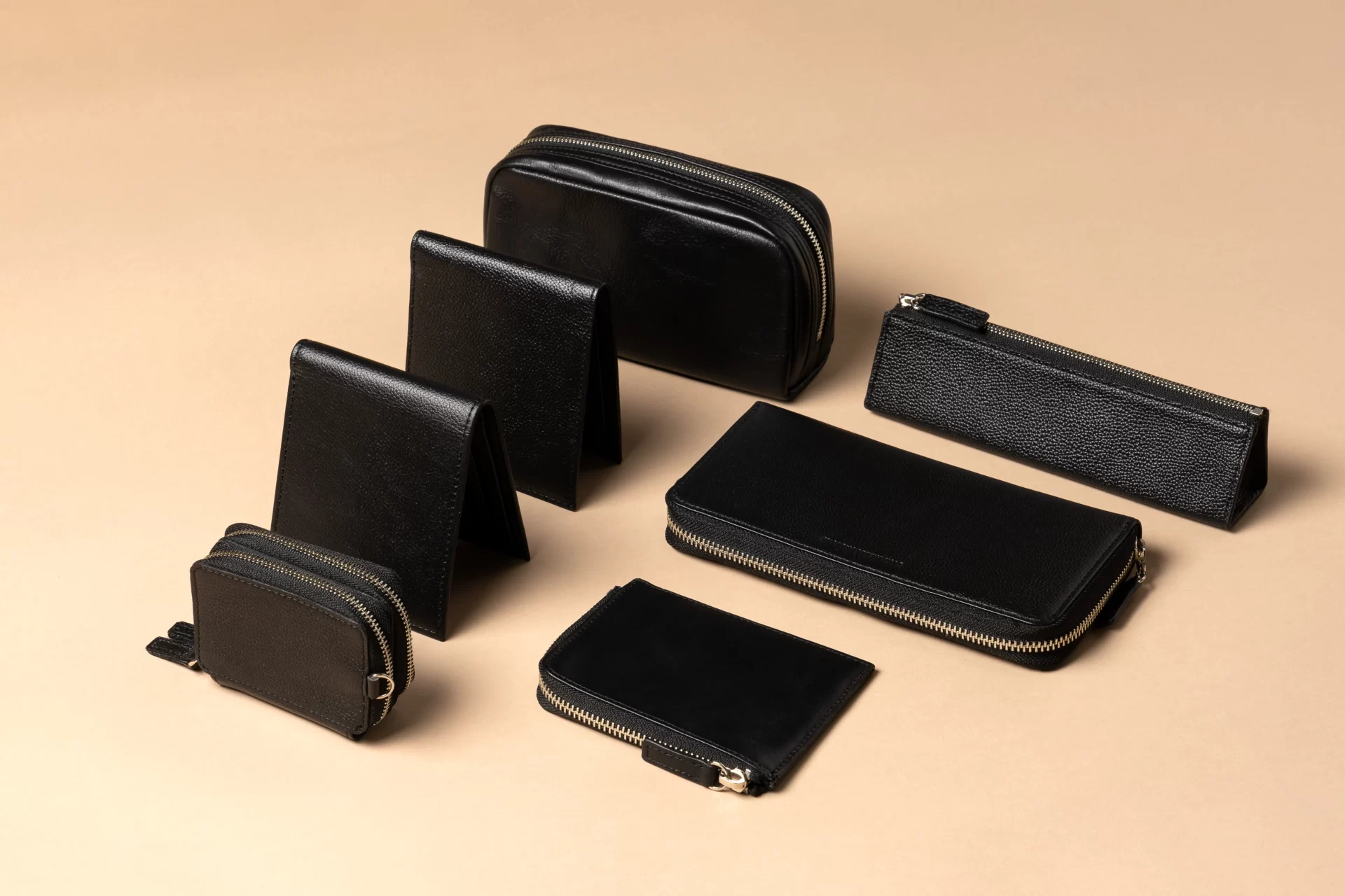 革小物OEMの小ロット生産でオリジナル製品を実現するポイントと費用